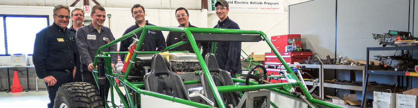banner-automotive-instructor-and-students-and-hybrid-vehicle